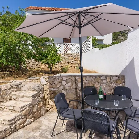 Holiday Home Villa Komiza